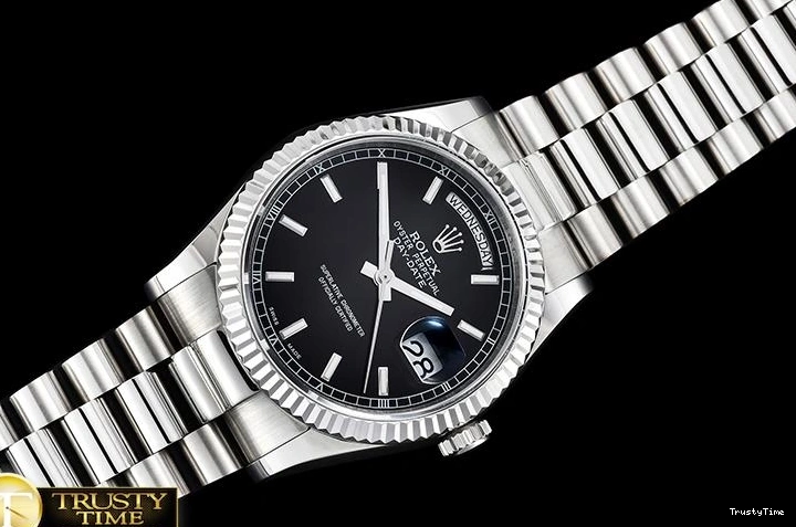 0207 RDD0215D – DayDate 36mm Chic 687